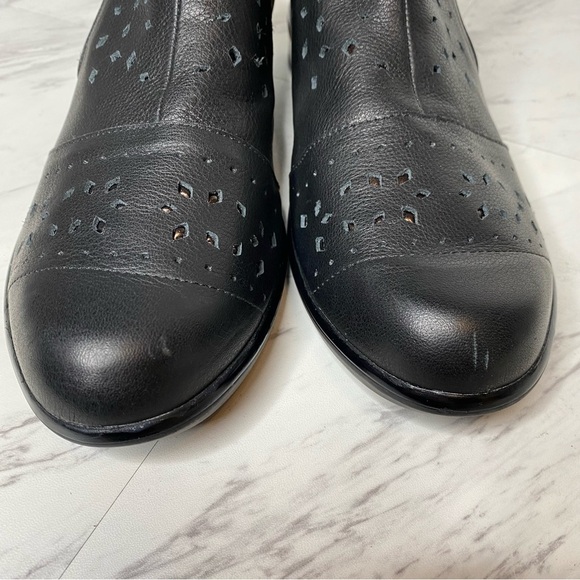 Naot Matagi Black Bootie 10 41 - Picture 10 of 14